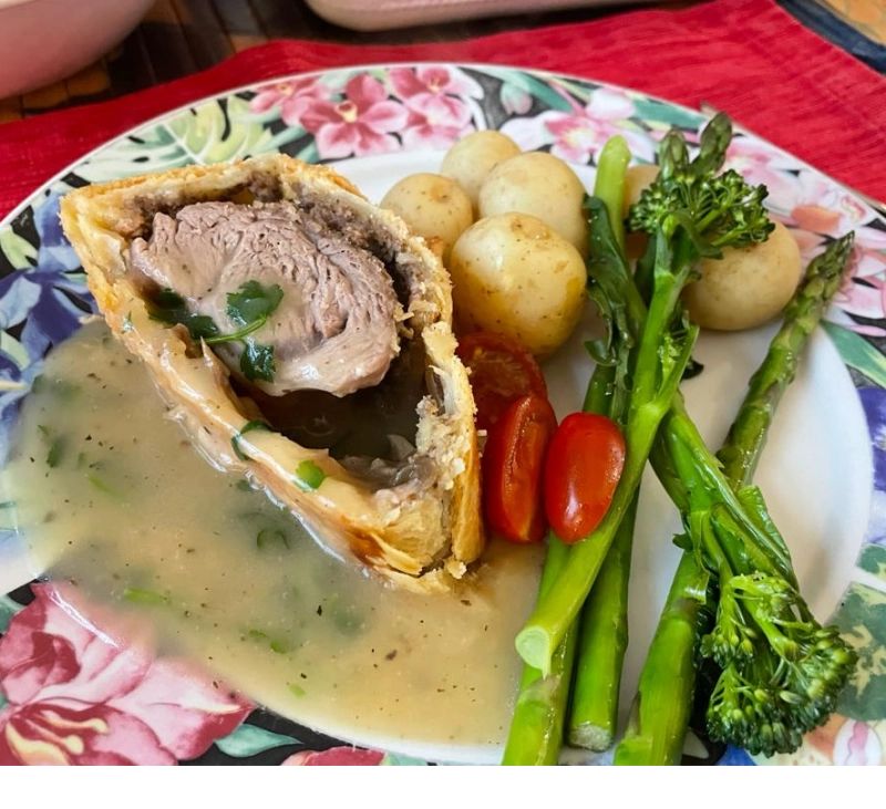 Solomillo Wellington con patatas y vegetales DIA DE LA MADRE